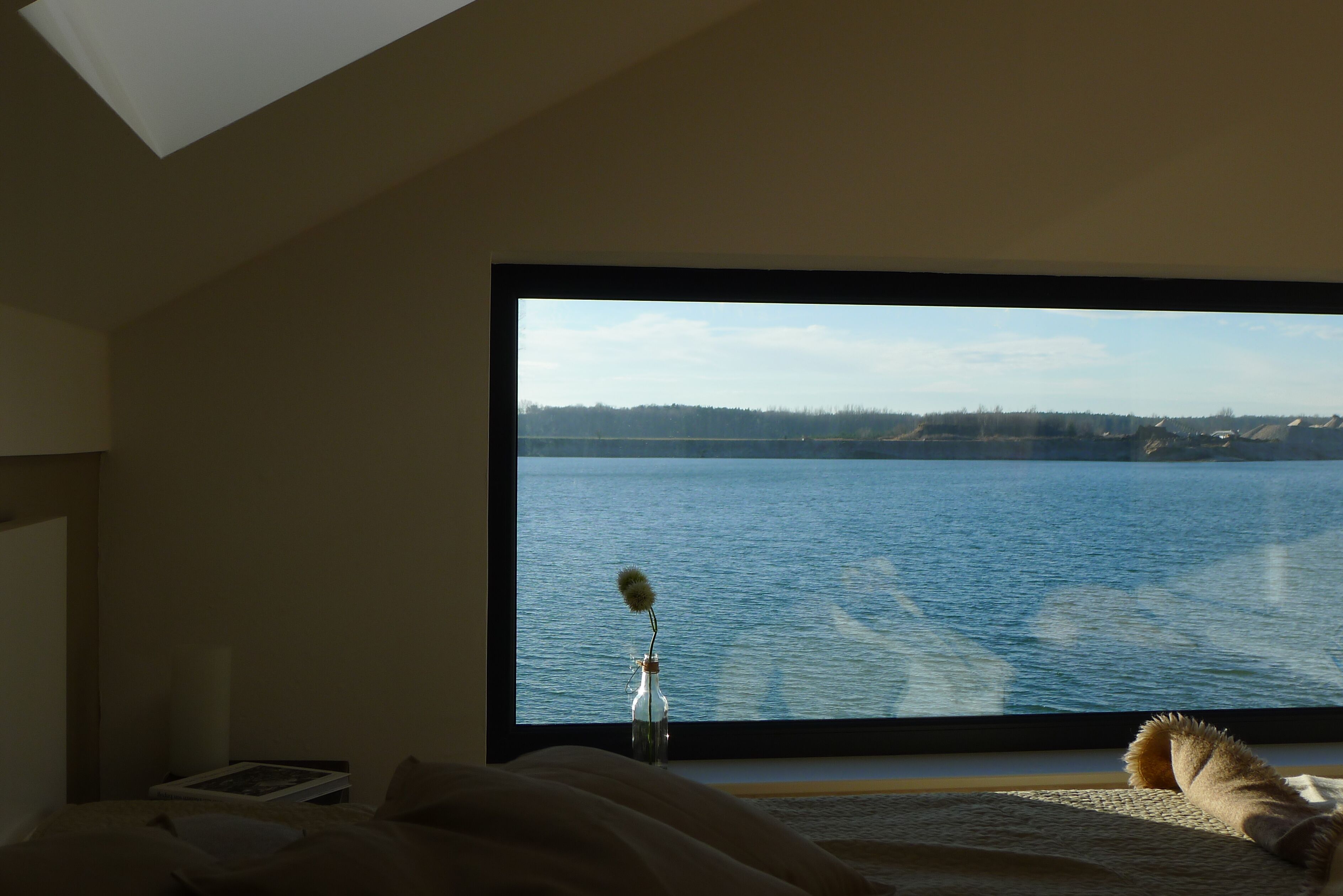 6 slaapkamers, een strijkplank/strijkijzer, reisbedje, gratis wifi