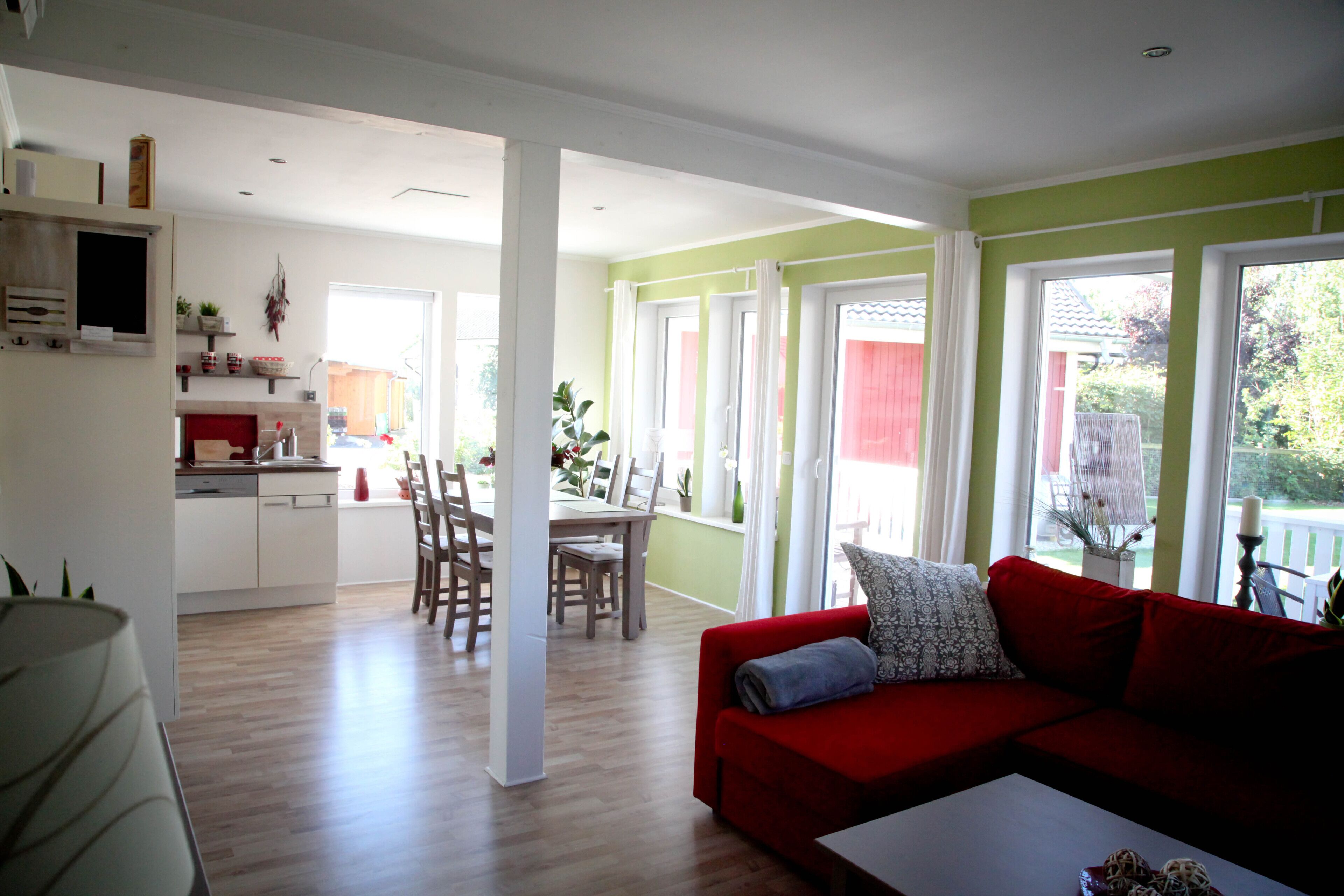 Scandinavian charm - sun-drenched terrace - Quiet location - New!