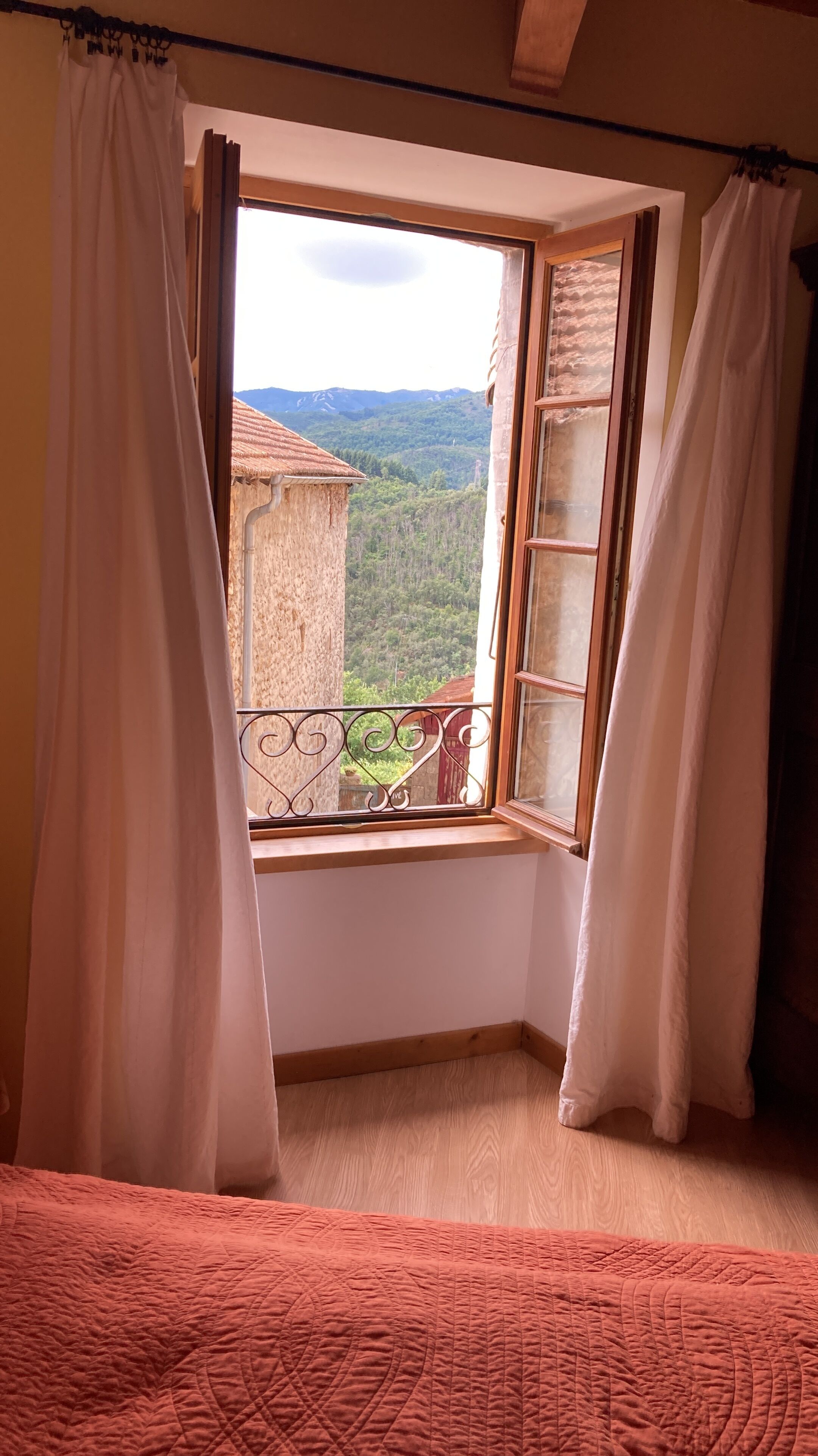 3 Schlafzimmer, Bügeleisen/Bügelbrett, Reisekinderbett, kostenloses WLAN