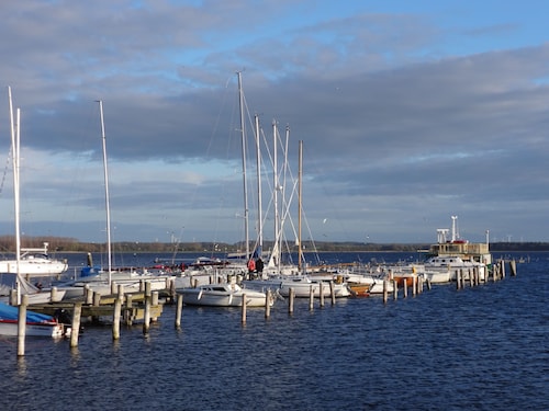Freistehendes Einfamilienhaus mit großem Garten zum Entschleunigen