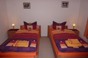 2 chambres, Wi-Fi gratuit, draps fournis
