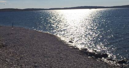 Beautiful 2 apartment newly renovated, W-LAN, super last minute offers