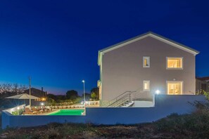 Exterior - Holiday house ISABELLA with pool (Linardići)