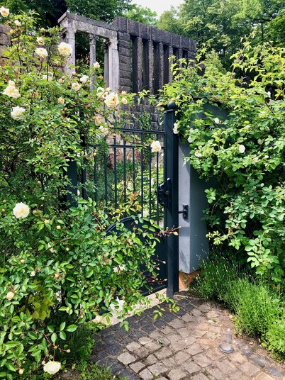 large family friendly holiday home with terrace and garden close to the old town