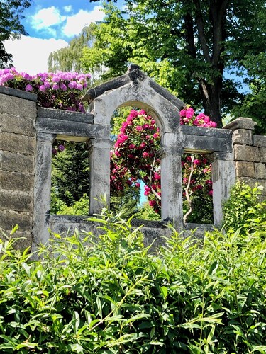 large family friendly holiday home with terrace and garden close to the old town