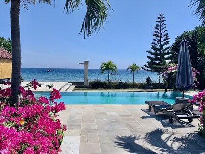 Villa Bima Sena- Luxury Beachfront Villa with Private Pool, Chef & Staff (2-6 p)