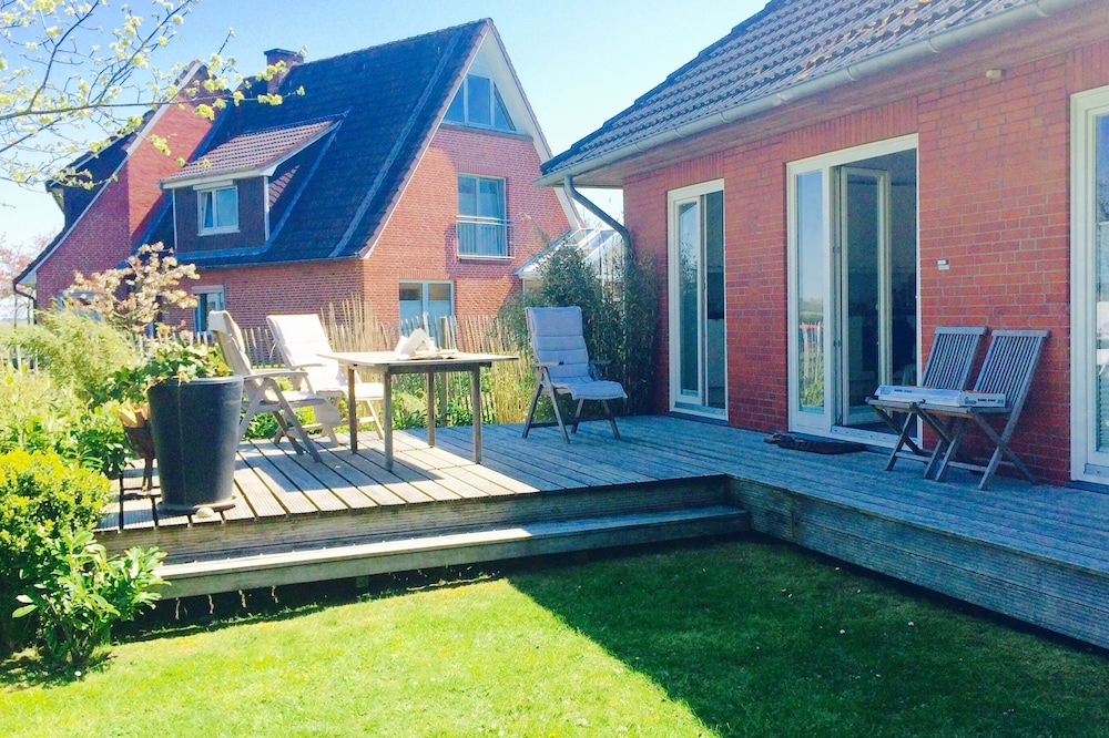 Hygge Hus - Vacation Home in St. Peter-Ording