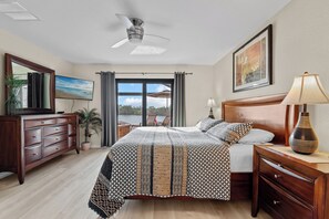 3 chambres, bureau, fer et planche à repasser, lit parapluie