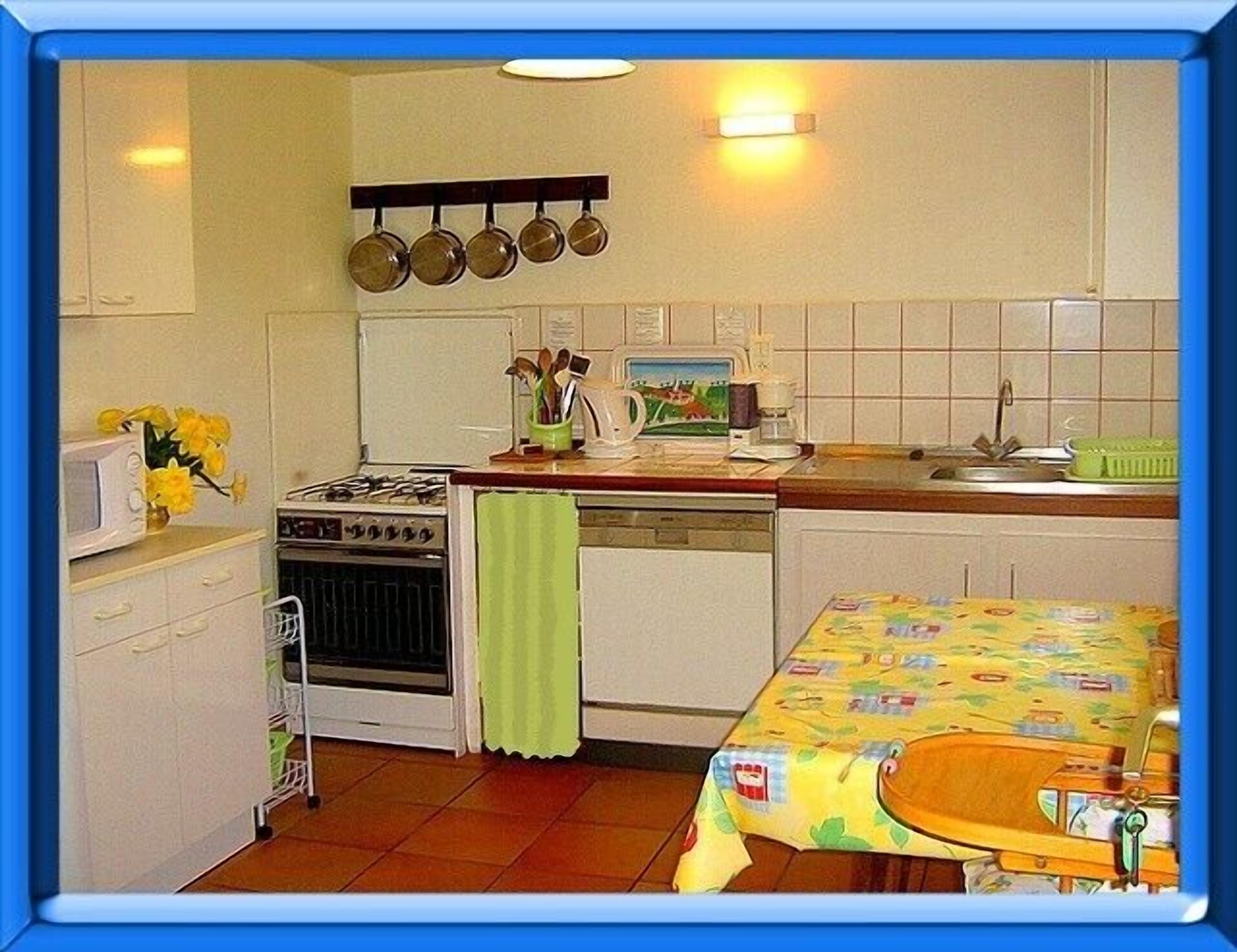 Character stone cottage in the village of Loctudy, enclosed garden