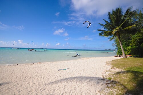 Bungalow Moe Moea by ENJOY VILLAS / 2 bdrm with AC / 1 bath / beach access