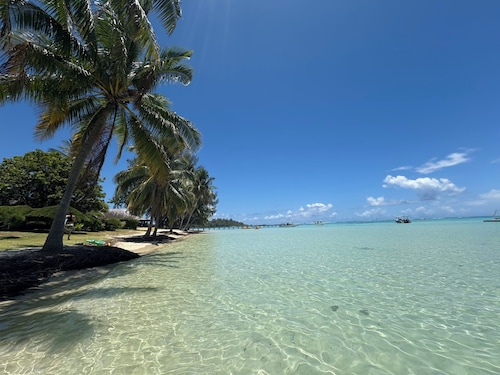 Bungalow Moe Moea by ENJOY VILLAS / 2 bdrm with AC / 1 bath / beach access