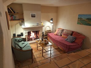 TV, fireplace, DVD player, table football
