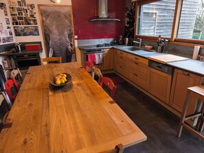 Fridge, oven, stovetop, dishwasher - WOODEN HOUSE ON THE GULF OF MORBIHAN (Crach)