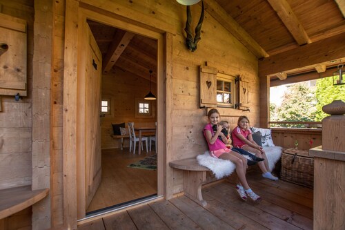 Landhaus Linden Appartement Paula, FeWo in bester Lage direkt am Golfplatz 