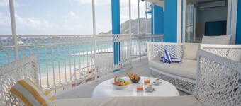Splendid apartment on the beach - Free breakfast