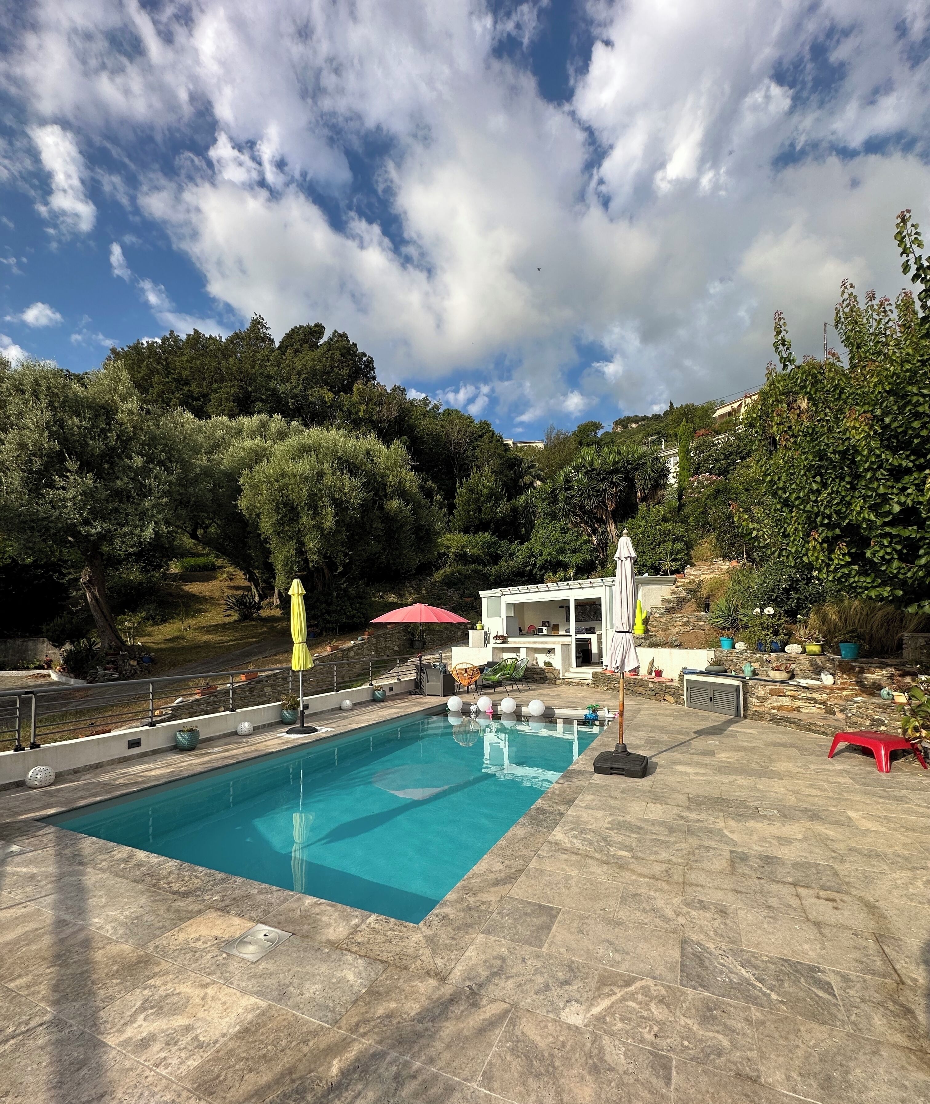 Erbalunga, Cap Corse: Comfortable Studio Ground Floor of Villa SEA View, Pool Access