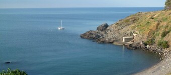 Apartment in quiet residence, overlooking the sea, 4 persons