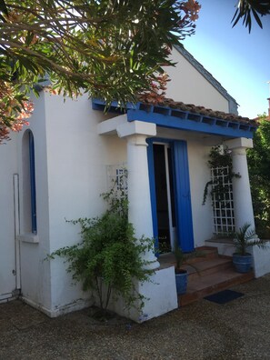 Exterior detail - Can Sol Cosy and comfortable villa Canet Plage - Everything within walking distance (Canet-En-Roussillon)