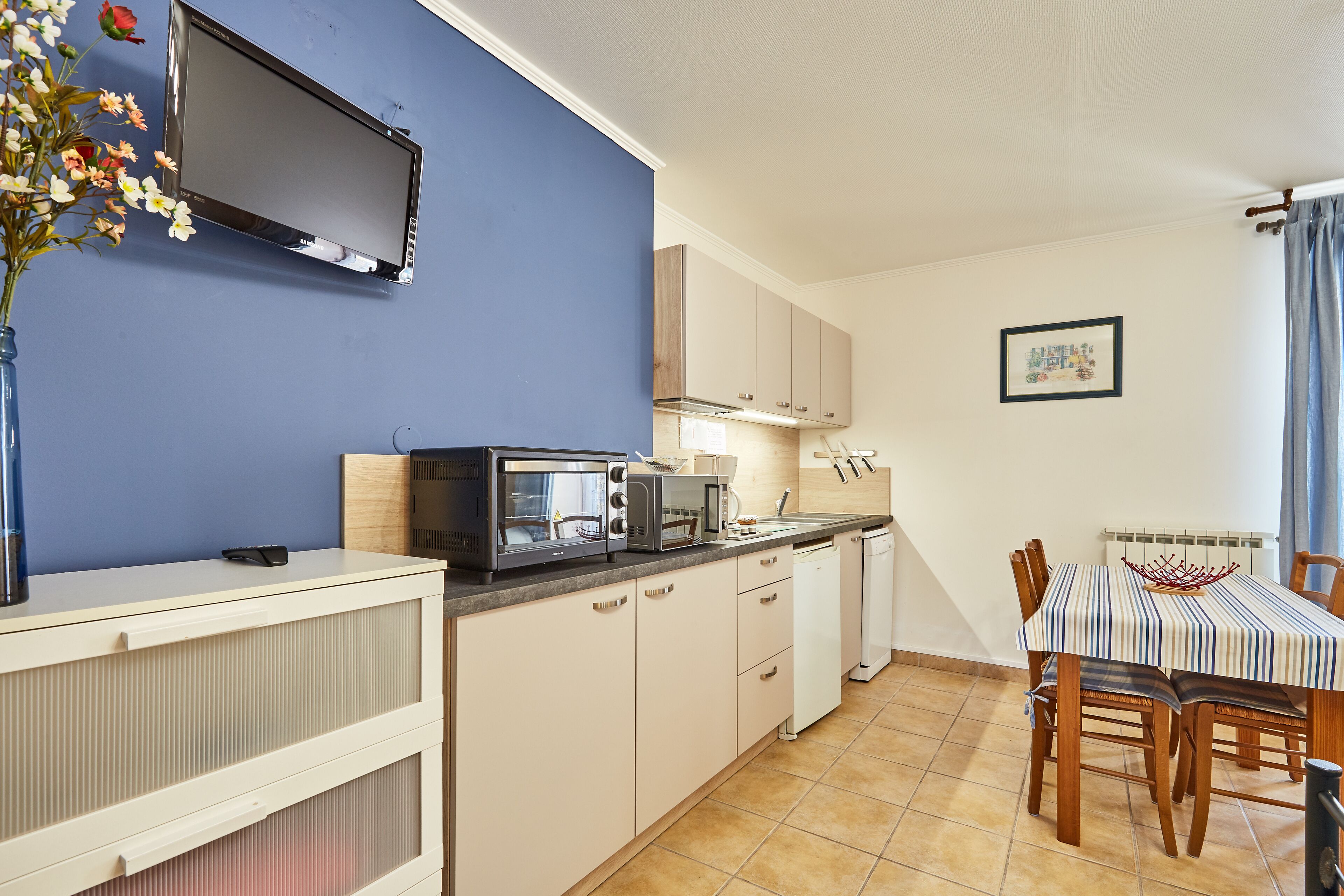 BEAUTIFUL STUDIO PETIT JUNO