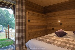 6 Schlafzimmer, Bügeleisen/Bügelbrett, kostenloses WLAN