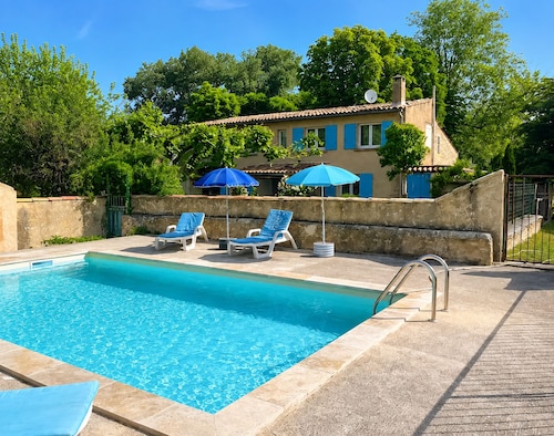 Provençal House • 25-square-meter private pool • chimney • At the foot of Mont Ventoux