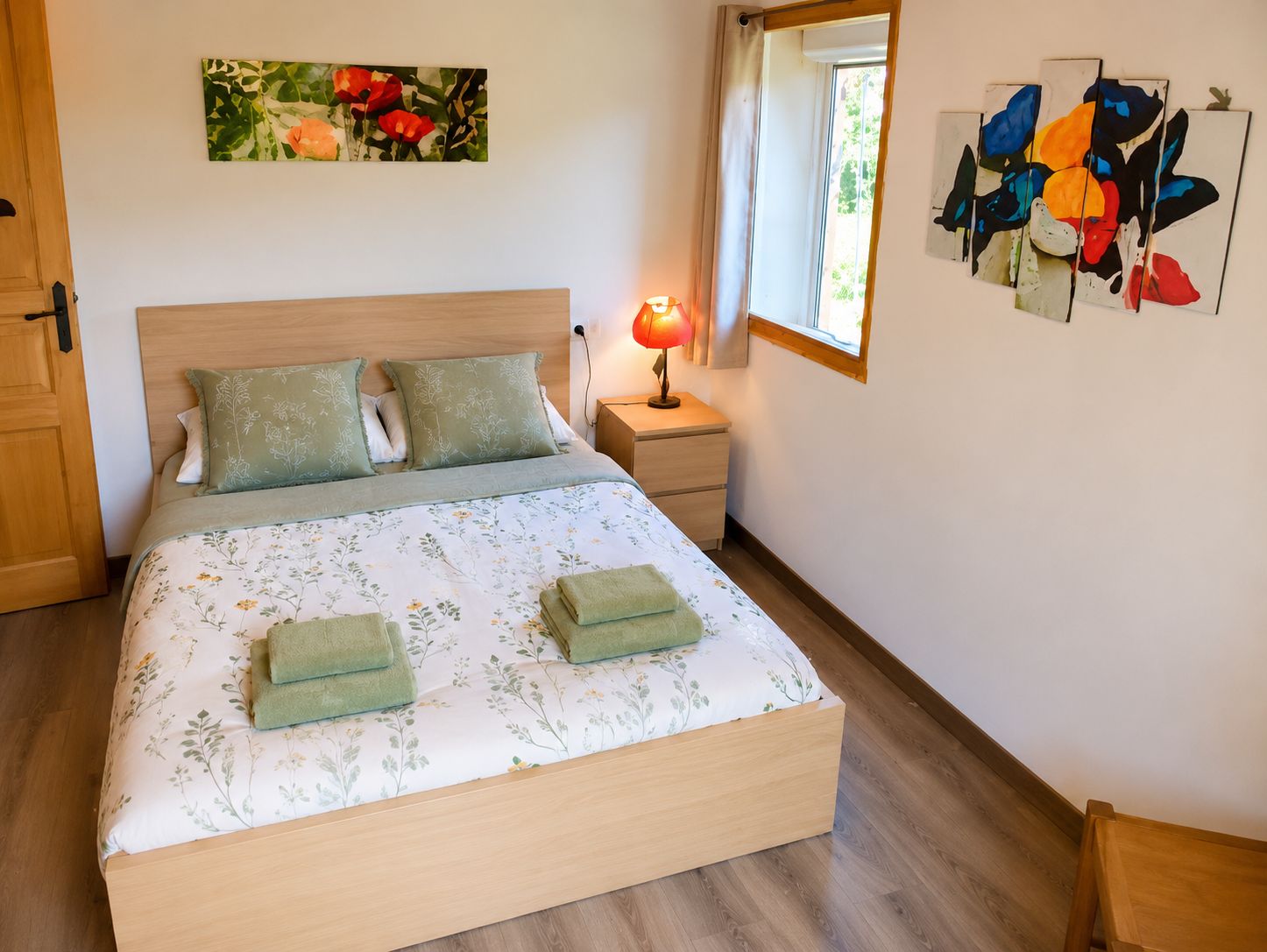 3 bedrooms, iron/ironing board, free WiFi, bed sheets