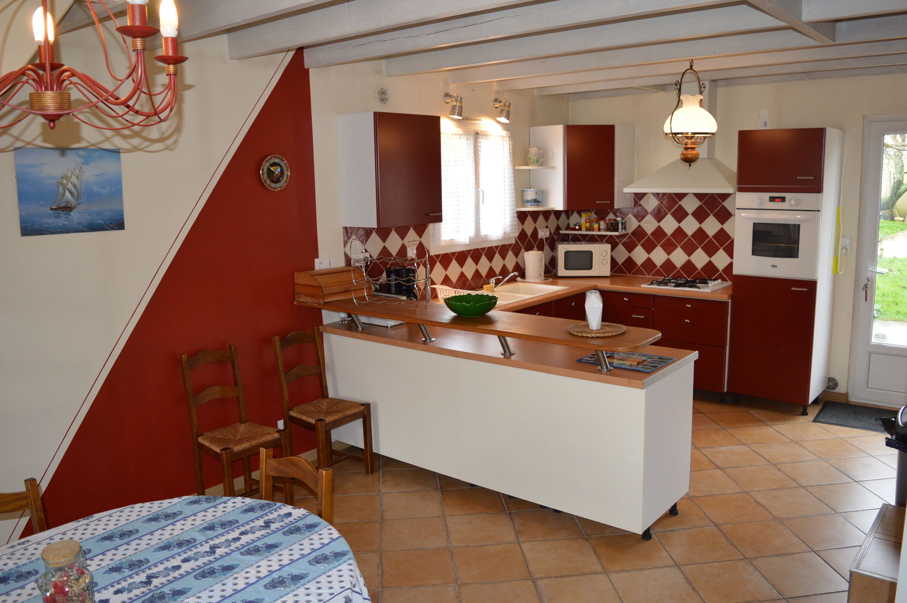 Comfortable furnished house by the sea for 2 to 6p