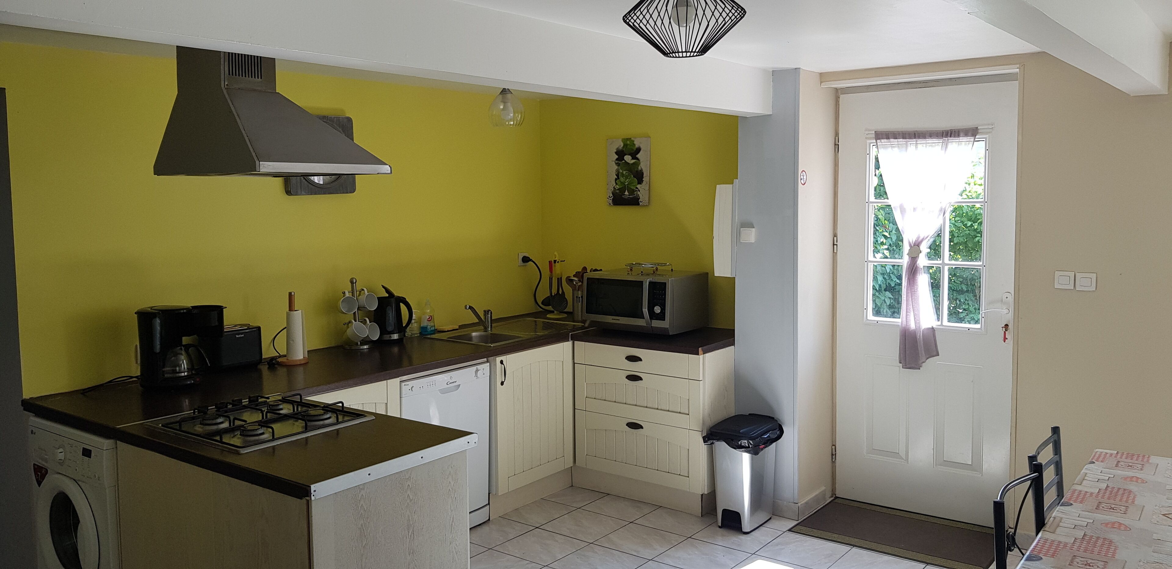 Francoise and Francis welcome you in a cottage in the countryside