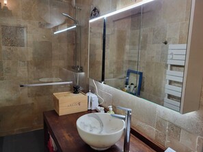 Hair dryer, towels, soap, shampoo