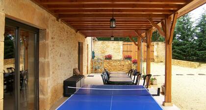 Belle demeure de charme au décor raffiné en Périgord noir