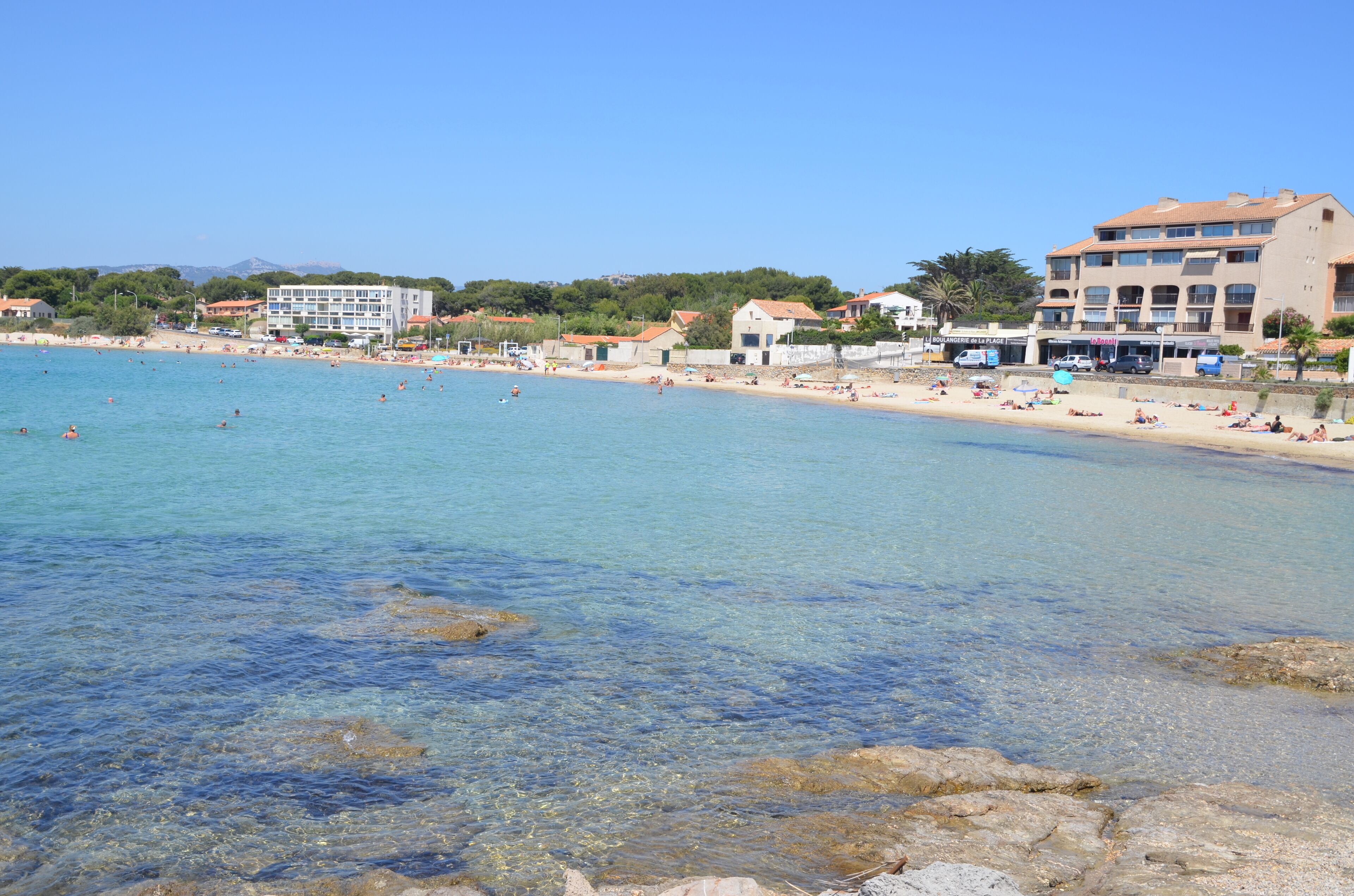 Beach nearby, sun-loungers