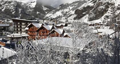 Chalet Valloire- Apartment for 9 people at the foot of the slopes
