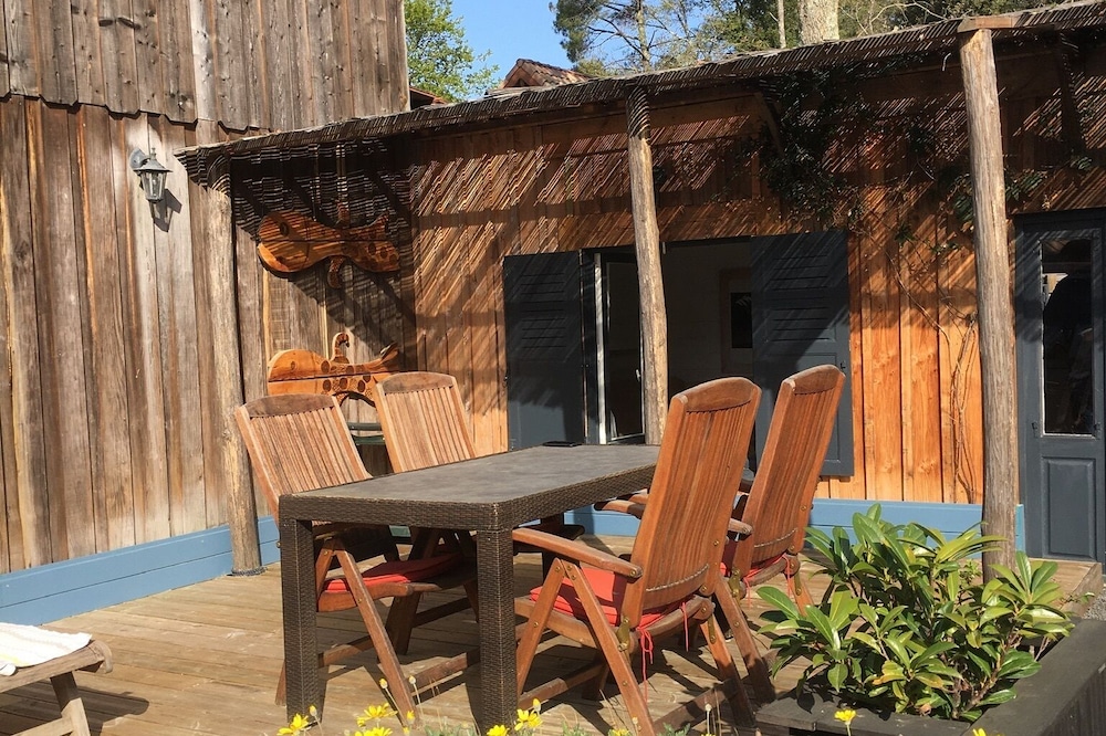 LACANAU OCEAN 100 M LAC DU MOUTCHIC LACANAU OCEAN. COZY COMFORTABLE AND DEC