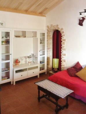 4 Schlafzimmer, Bügeleisen/Bügelbrett, kostenloses WLAN, Bettwäsche