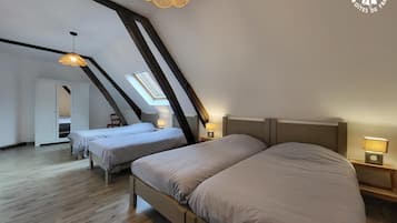 3 chambres, fer et planche Ă repasser, lit parapluie, Wi-Fi gratuit