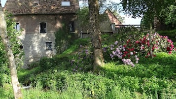 Enceinte de lâhĂ©bergement