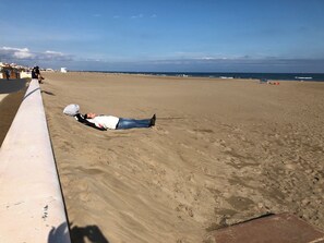 Am Strand, Liegestühle