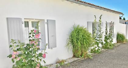 Le Clos des Flots, La Flotte - "La Dune" house - 2 bedrooms, private patio
