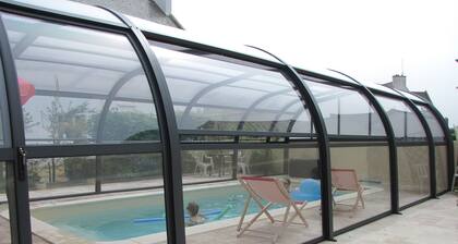 comfortable house private indoor heated pool 28 ° C 450m sandy beaches