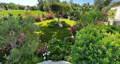 RECENT VILLA - 4 BEDROOMS - AIR CONDITIONING - HEATED POOL