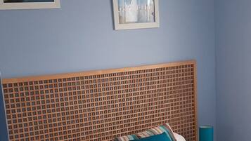 2 Schlafzimmer, Bügeleisen/Bügelbrett, kostenloses WLAN