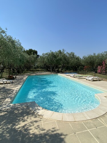 Magnificient and modern house.  Heart of Provence. Air conditioning.