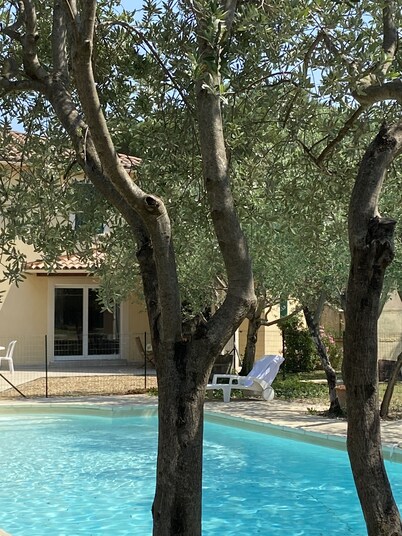 Magnificient and modern house.  Heart of Provence. Air conditioning.