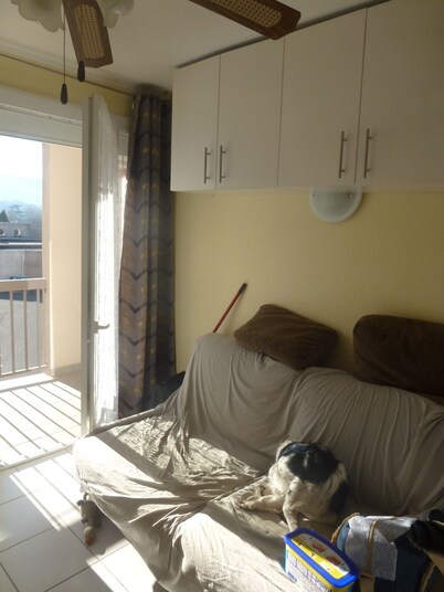 Vacation rental apartment studio cure lamalou les bains rez de chausse