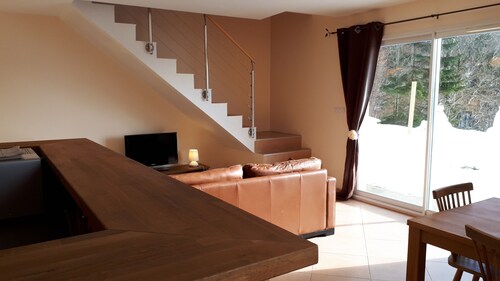 Erinomainen lounaaseen suuntautuva duplex, 95 m2, Haut Juran sydämessä (39).