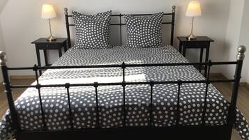 3 chambres, fer et planche Ă repasser, lit parapluie, Wi-Fi gratuit