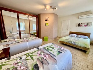 4 bedrooms, iron/ironing board, travel crib, free WiFi