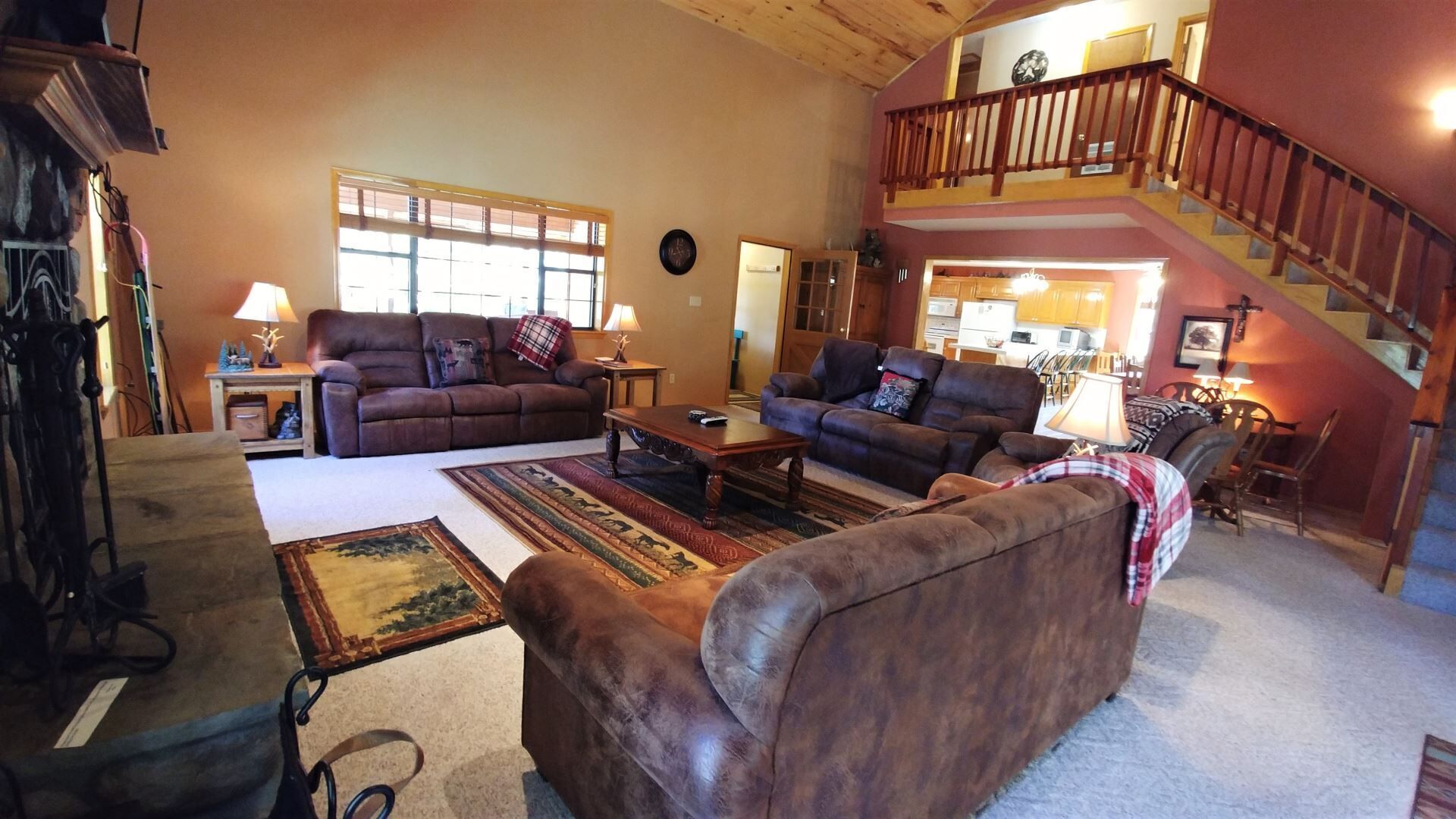 Elk Run - Upper Valley - Hot Tub - Free WiFi - Satellite - Fire Pit - Washer/Dry