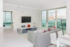 Télévision, espaces bureaux