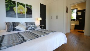 5 dormitorios, tabla de planchar con plancha, wifi y ropa de cama